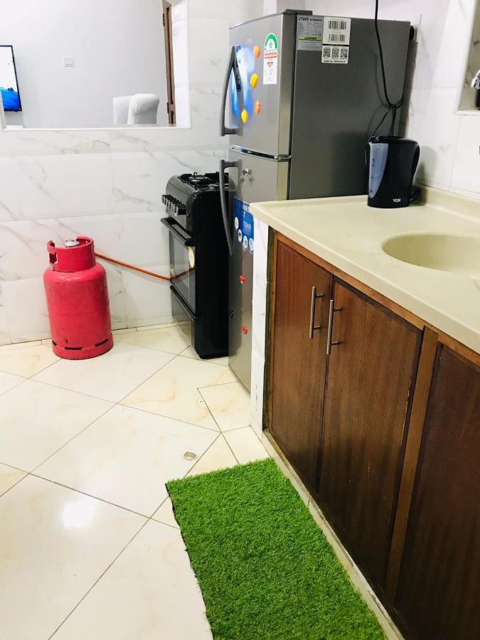 Lux Suites Bamburi Furnished Apartments 외부 사진