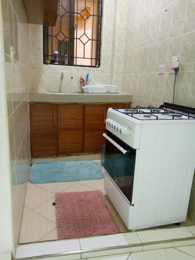 Lux Suites Bamburi Furnished Apartments 외부 사진
