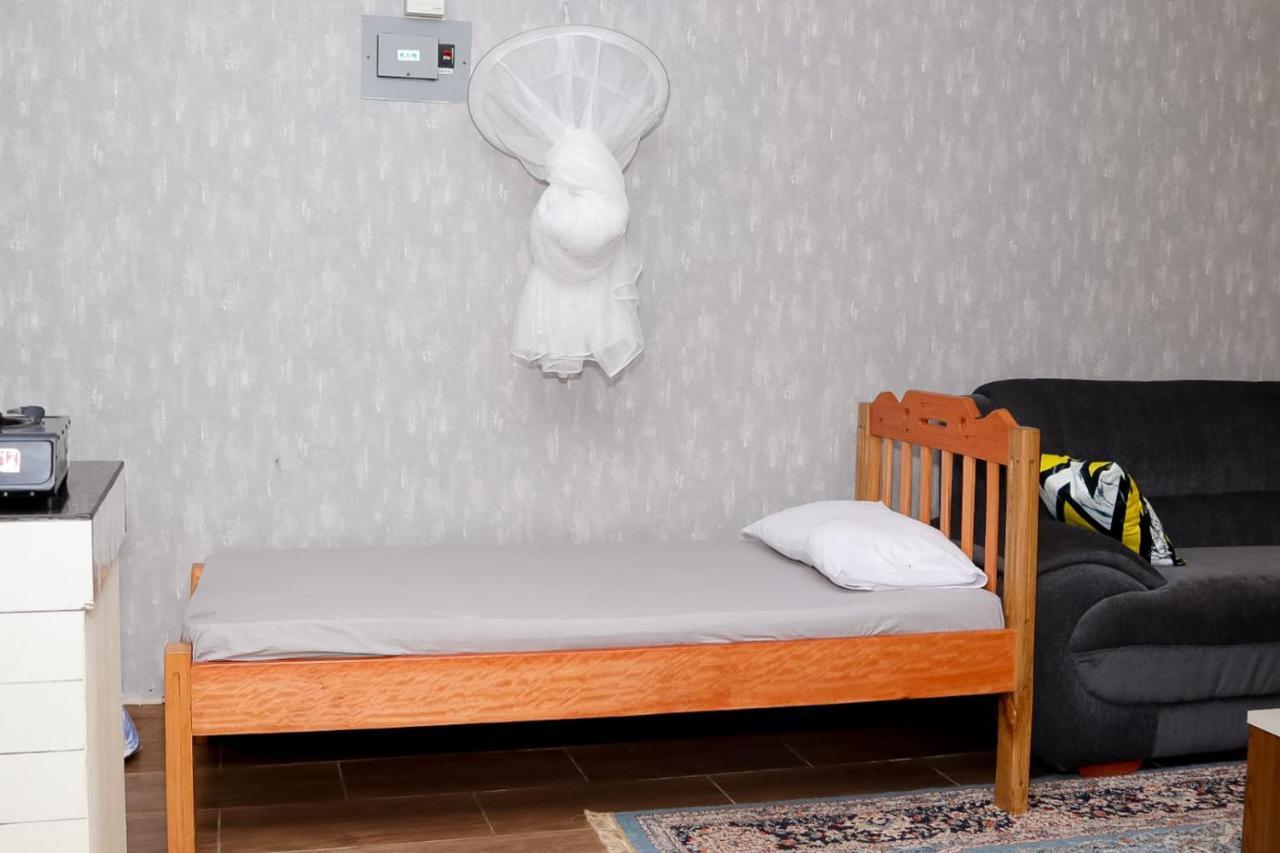 Lux Suites Bamburi Furnished Apartments 외부 사진