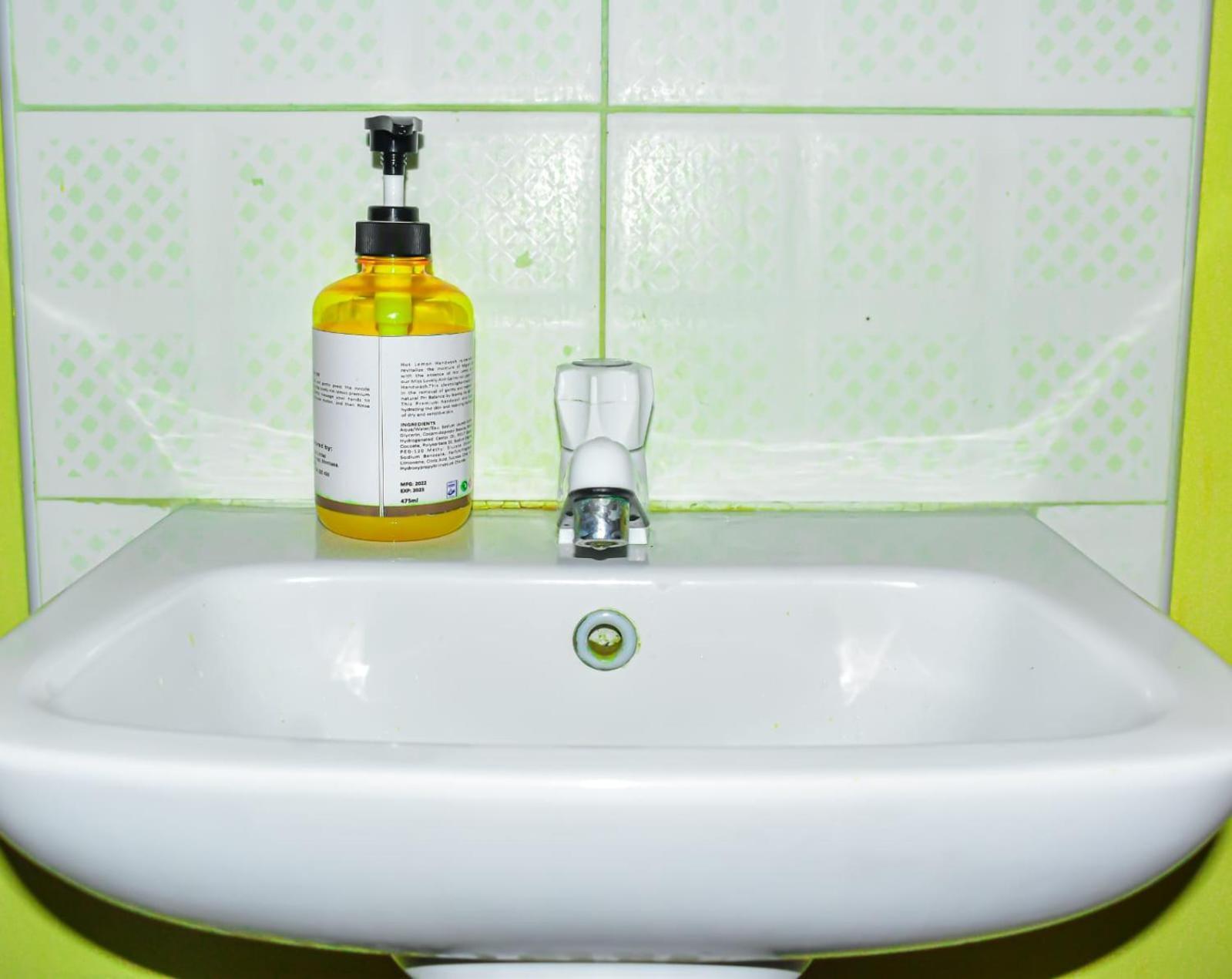 Lux Suites Bamburi Furnished Apartments 외부 사진