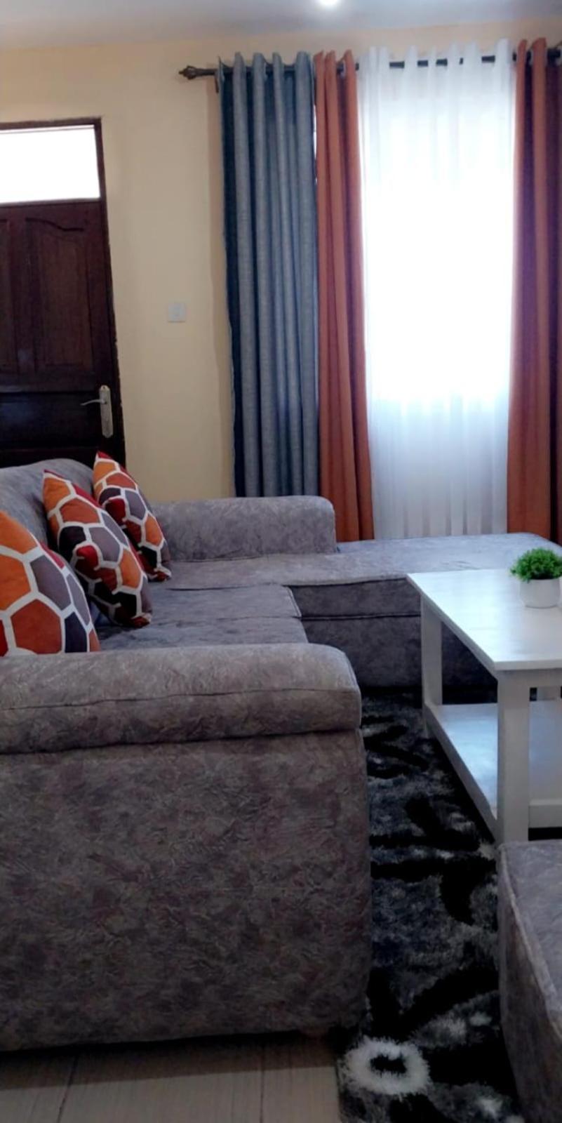 Lux Suites Bamburi Furnished Apartments 외부 사진